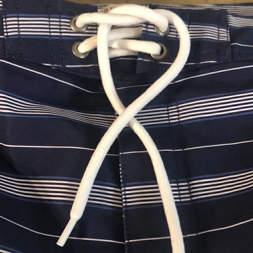 J Crew FlexwearSwimwear Trunks Secure Velcro Hip Pocket. Stretch. Lined.